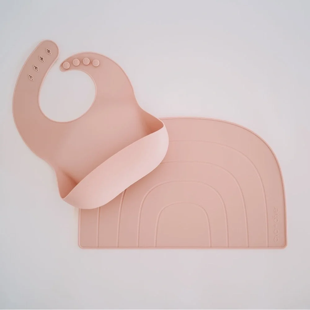 Ava & Oliver -RAINBOW PLACEMAT